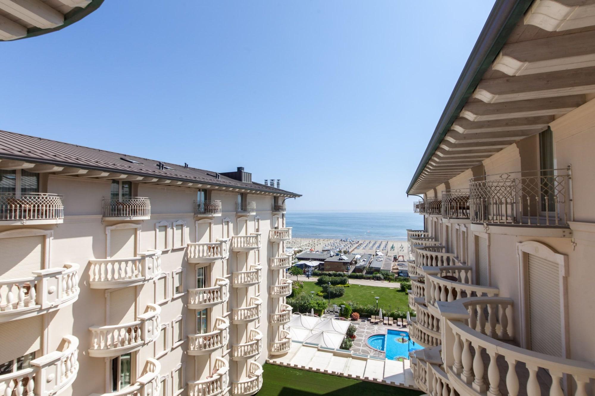 Palace Hotel Milano Marittima Exterior foto