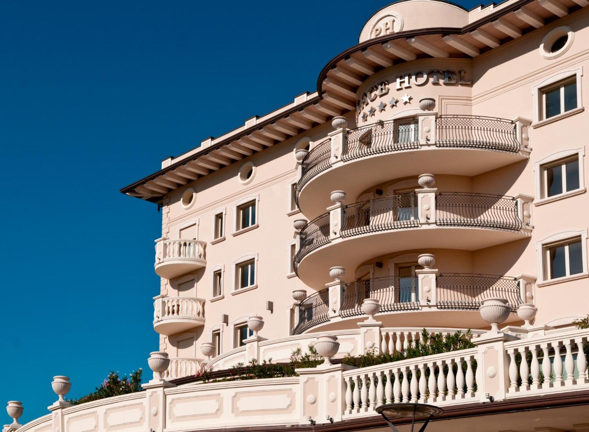 Palace Hotel Milano Marittima Exterior foto
